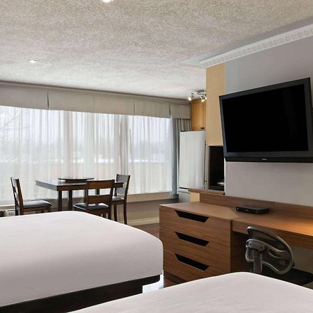 Baymont By Wyndham Edson Hotel Bagian luar foto
