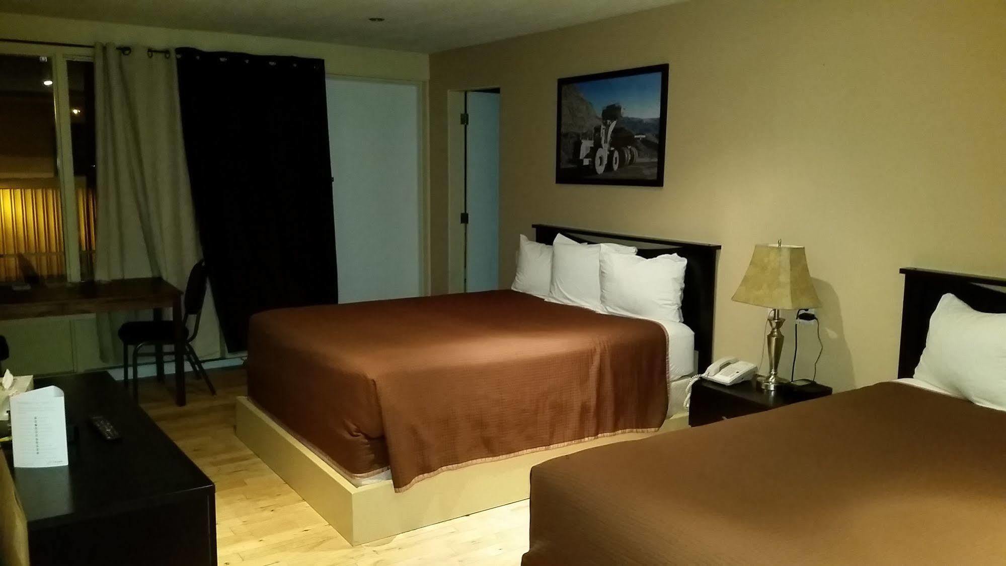 Baymont By Wyndham Edson Hotel Bagian luar foto